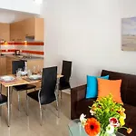 Sophia Loft & ארגוסטולי